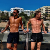 David Guetta pose avec des abdos en béton le 10 août 2019.