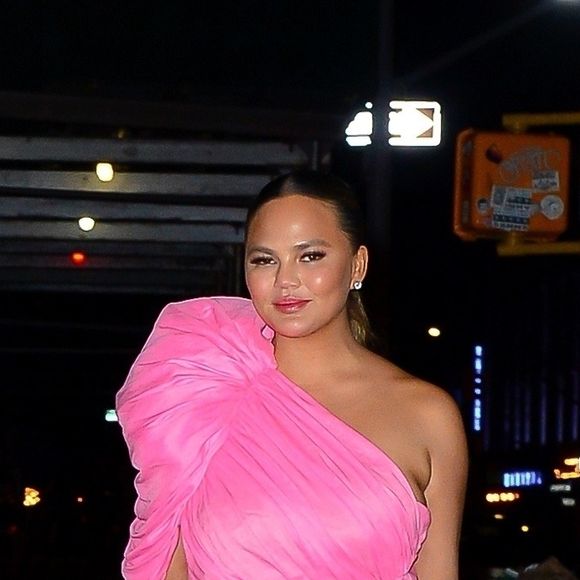 Chrissy Teigen arrive à un évènement promotionnel Pepsi à New York, le 20 mai 2019.
