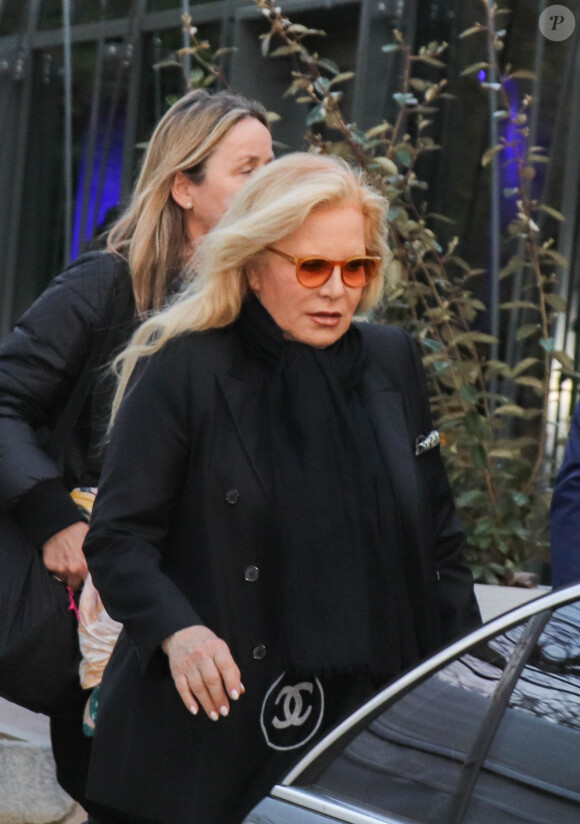 Sylvie Vartan - les invitées de M.Drucker arrivent au studio Gabriel pour l'enregistrement de l'émission Vivement Dimanche, Paris, le 18 mars 2019.