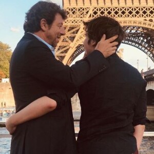 Patrick Bruel célèbre les 16 ans de son fils Oscar lors d'une croisière Ducasse sur Seine, à Paris, le 19 août 2019. 