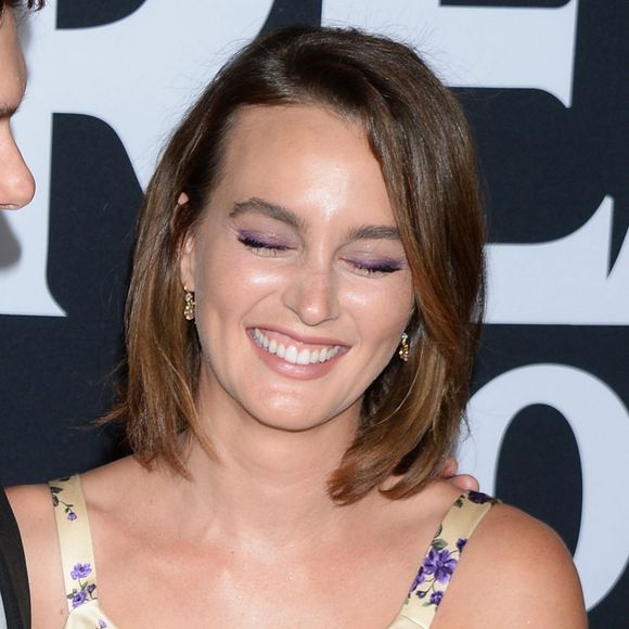 Adam Brody et sa femme Leighton Meester à la première du film "Ready or Not" au cinéma ArcLight à Los Angeles, Californie, Etats-Unis, le 19 août 2019.
