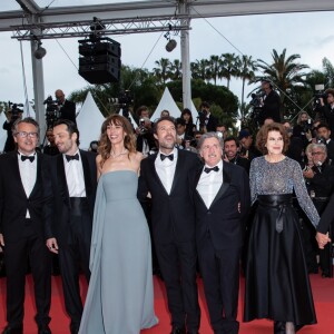 François Kraus, Michael Cohen, Doria Tillier, Nicolas Bedos, Daniel Auteuil, Fanny Ardant, Guillaume Canet, Denis Podalydès, Denis Pineau-Valencienne - Montée des marches du film "La belle époque" lors du 72ème Festival International du Film de Cannes. Le 20 mai 2019 © Borde / Bestimage