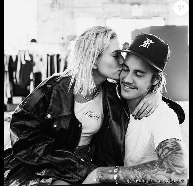 Hailey Baldwin et son fiancé Justin Bieber. Juillet 2018.