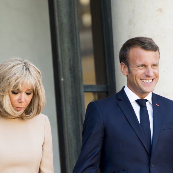 Le président Emmanuel Macron et la première dame Brigitte Macron - Le président de la République française reçoit le premier ministre de la République Hellénique au palais de l'Elysée à Paris le 22 août 2019. © JB Autissier / Panoramic / Bestimage