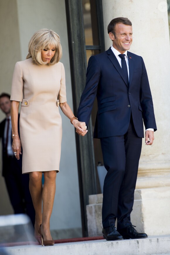 Le président Emmanuel Macron et la première dame Brigitte Macron - Le président de la République française reçoit le premier ministre de la République Hellénique au palais de l'Elysée à Paris le 22 août 2019. © JB Autissier / Panoramic / Bestimage