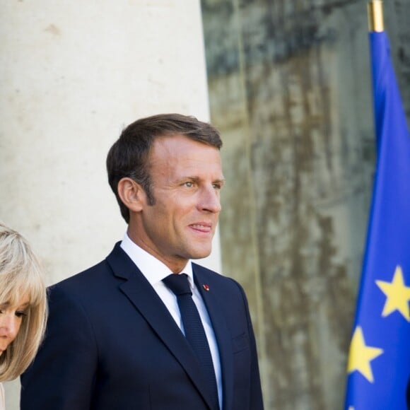 Le président Emmanuel Macron et la première dame Brigitte Macron - Le président de la République française reçoit le premier ministre de la République Hellénique au palais de l'Elysée à Paris le 22 août 2019. © JB Autissier / Panoramic / Bestimage