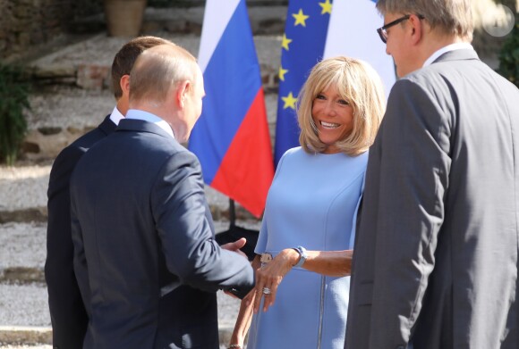 Le président Emmanuel Macron, la première dame Brigitte Macron, le président Vladimir Poutine - Le président de la République française reçoit le président de la fédération de Russie au fort de Brégançon le 19 août 2019. © Dominique Jacovides / Bestimage