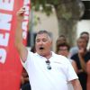 Jean-Marie Bigard lors du trophée de pétanque "Sénéquier 209" sur la place des Lices à Saint-Tropez, Côte d'Azur, France, le 22 août 2019.