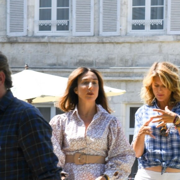 Elsa Zylberstein, Alice Taglioni et Jean-Paul Rouve pour le film "Je voudrais que quelqu'un m'attende quelque part" lors de la 12ème édition du festival du Film Francophone d'Angoulême, France, le 24 août 2019. © Coadic Guirec/Bestimage