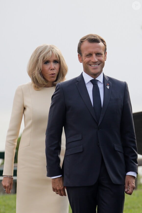 Le président français Emmanuel Macron et sa femme la Première Dame Brigitte Macron lors de l'accueil informel au sommet du G7 à Biarritz, France, le 24 août 2019. © Thibaud Moritz/Pool/Bestimage
