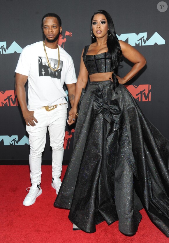 Papoose et Remy Ma assistent aux MTV Video Music Awards à Newark dans le New Jersey, le 26 août 2019.