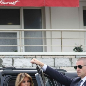 Melania Trump - La première dame Brigitte Macron et les conjoints des chefs d'état visitent la Côte des Basques à Biarritz en marge du sommet du G7 le 26 août 2019. © Stéphane Lemouton / Bestimage