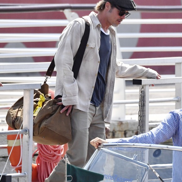 Brad Pitt arrive à Venise pour assister à la 76e Mostra. Le 27 août 2019.