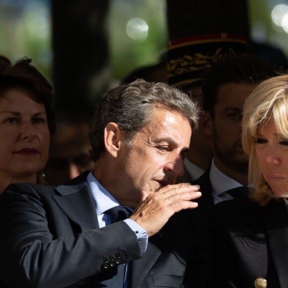 Gérard Collomb, ministre de l'Intérieur, Nicolas Sarkozy, la Première Dame Brigitte Macron (Trogneux), Richard Ferrand, président du groupe REM à l'Assemblée nationale lors de la cérémonies d'hommage aux victimes du terrorisme aux Jardins de l'intendant à Paris, France, le 19 septembre 2018. © Jacques Witt/Pool/Bestimage