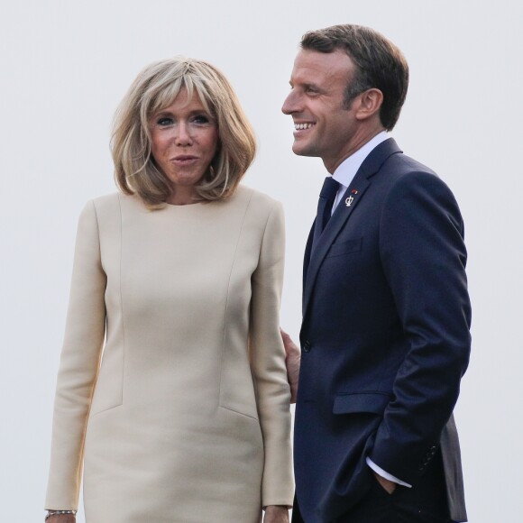 Le président français Emmanuel Macron et sa femme la Première Dame Brigitte Macron lors de l'accueil informel au sommet du G7 à Biarritz, France, le 24 août 2019. © Thibaud Moritz/Pool/Bestimage