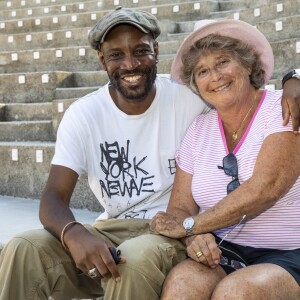 Exclusif - Abd Al Malik et Jacqueline Franjou, présidente du festival de Ramatuelle - Festival de Ramatuelle : Julien Clerc "La tournée des cinquante ans" à Ramatuelle, France, le 8 août 2018. © Cyril Bruneau/Festival de Ramatuelle/Bestimage