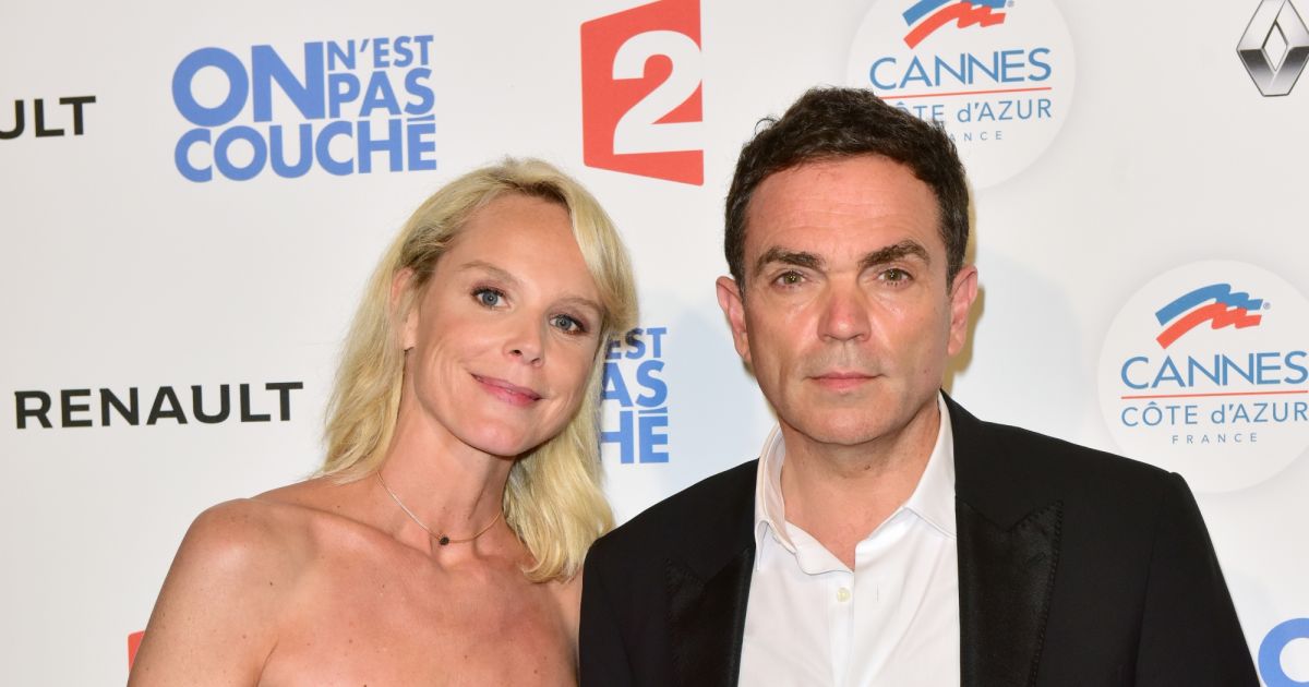Yann Moix Et Sa Nouvelle Compagne 2021 Vanessa Burggraf et Yann Moix au photocall lors de l'enregistrement de