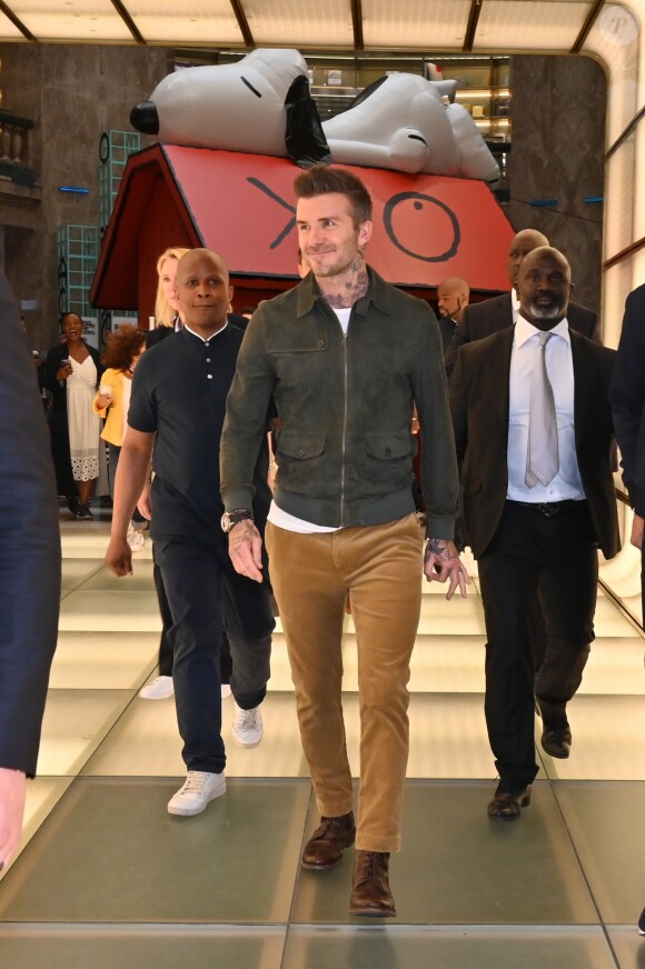 David Beckham fait la promotion de ses produits cosmétiques pour hommes House 99 (soins pour le visage, la barbe, le corps et les cheveux) dans la boutique éphémère le de House 99 aux Galeries Lafayette Champs-Élysées, à Paris, France, le 21 mai 2019.