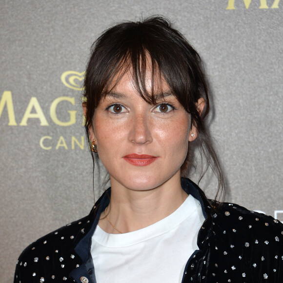 Anaïs Demoustier au photocall de l'after party du film "Alice et le Maire" sur la plage privée Magnum lors du 72ème Festival International du Film de Cannes, le 18 mai 2019. © Ramsamy Veeren/Bestimage
