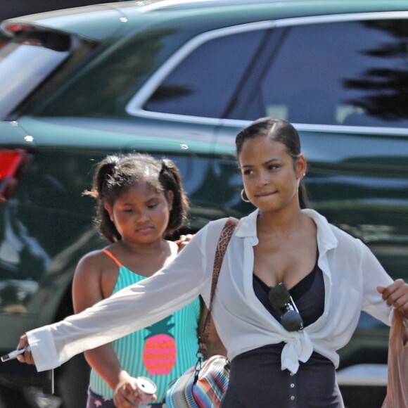 Exclusif - Christina Milian enceinte est allée faire des courses avec sa fille Violet à Los Angeles le 2 septembre 2019