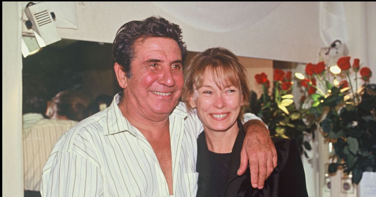 ARCHIVES Gilbert B caud Dans Sa Loge Avec Sa Femme Le 1er Octobre ARCHIVES Gilbert B caud Dans Sa Loge Avec Sa Femme Le 1er Octobre