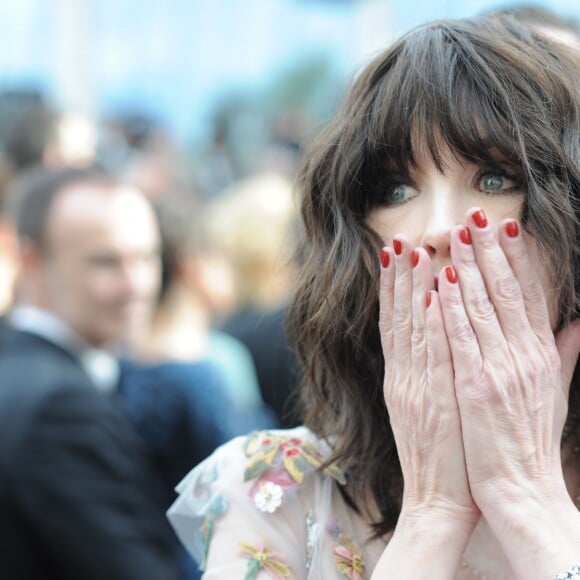 Isabelle Adjani - Montée des marches du film "Everybody Knows" lors de la cérémonie d'ouverture du 71e Festival International du Film de Cannes, France, le 8 mai 2018.