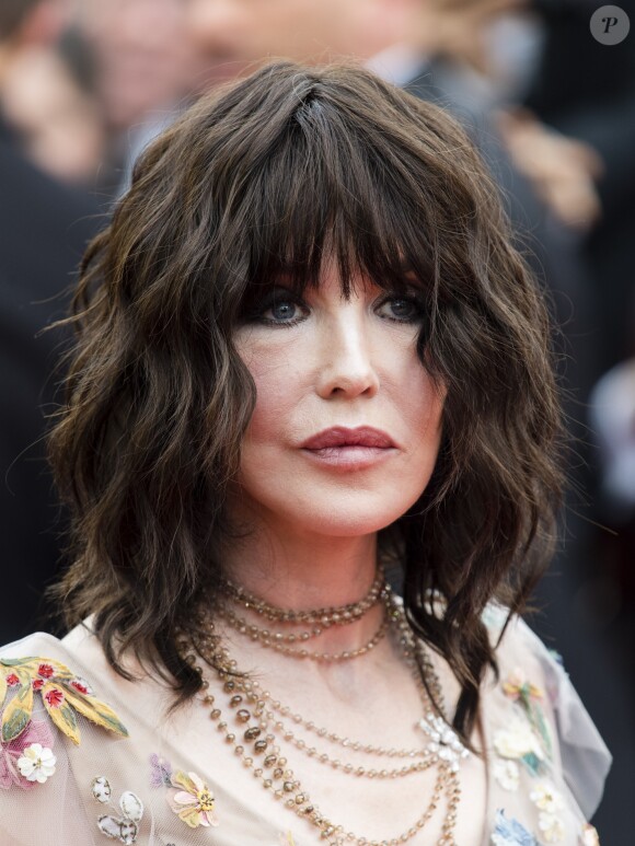 Isabelle Adjani - Montée des marches du film "Everybody Knows" lors de la cérémonie d'ouverture du 71e Festival International du Film de Cannes, France, le 8 mai 2018. © Pierre Perusseau/Bestimage