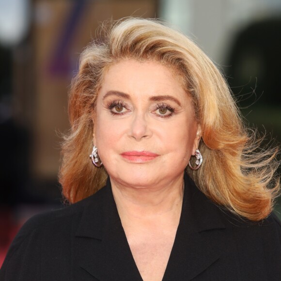 Catherine Deneuve à la première de "Music of My Life", suivi d'un hommage rendu aux 25 ans de la compétition lors du 45e Festival du Cinéma Américain de Deauville, le 7 septembre 2019. © Denis Guignebourg/Bestimage