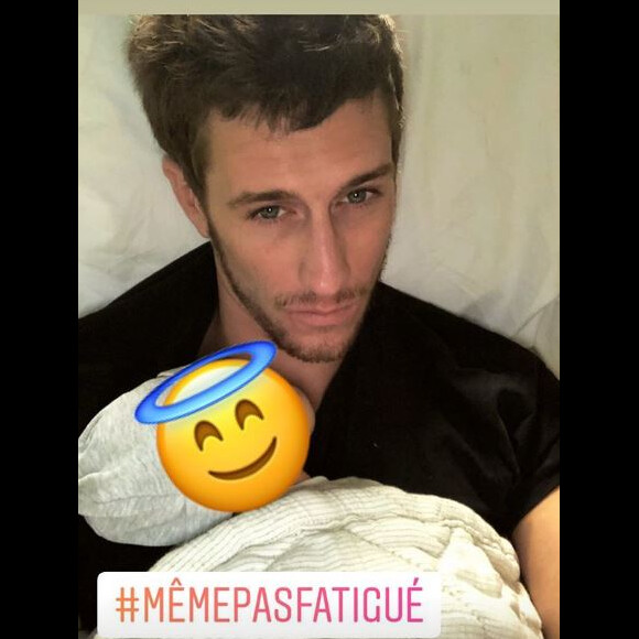 Jean-Baptiste Maunier pose avec son fils Ezra sur Instagram le 8 septembre 2019.