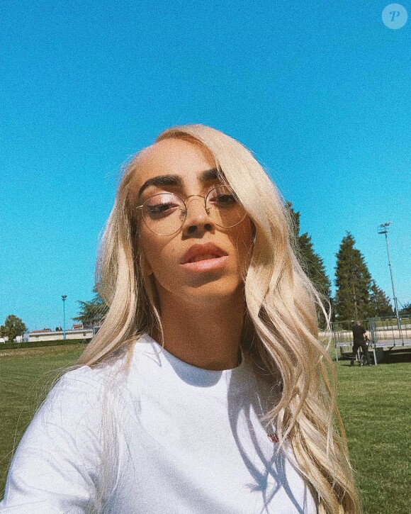 Bilal Hassani prend (fabuleusement) la pose sur Instagram.