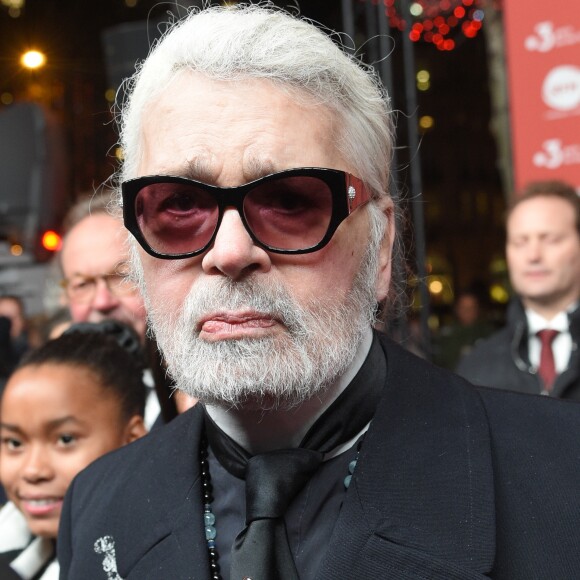 Karl Lagerfeld lors de l'illumination des Champs-Elysées à l'ocassion des Fêtes de Noël. Paris, le 22 novembre 2018. © Guirec Coadic/Bestimage