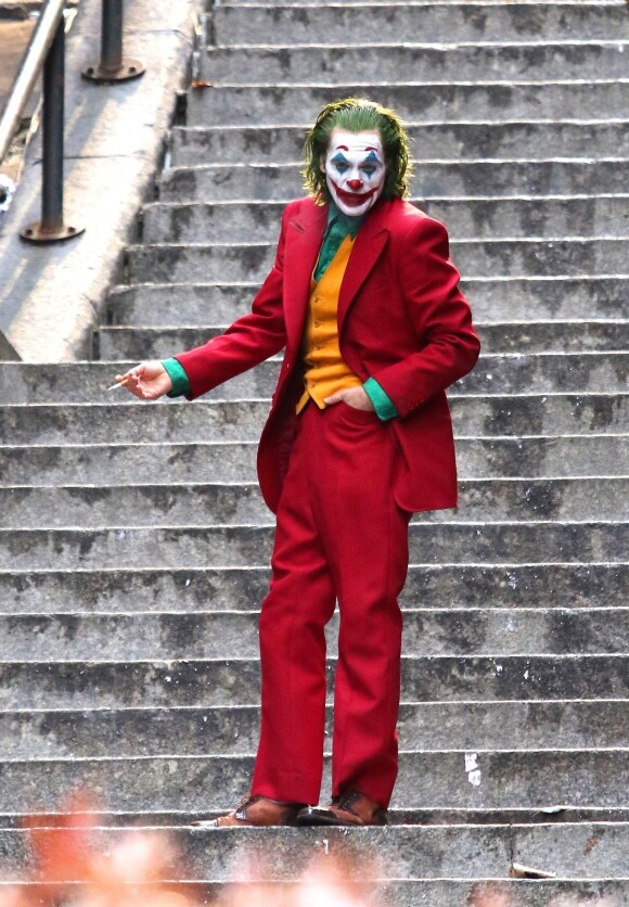 Joaquin Phoenix sur le tournage du film "The Joker" dans les rues de New York, le 2 décembre 2018.
