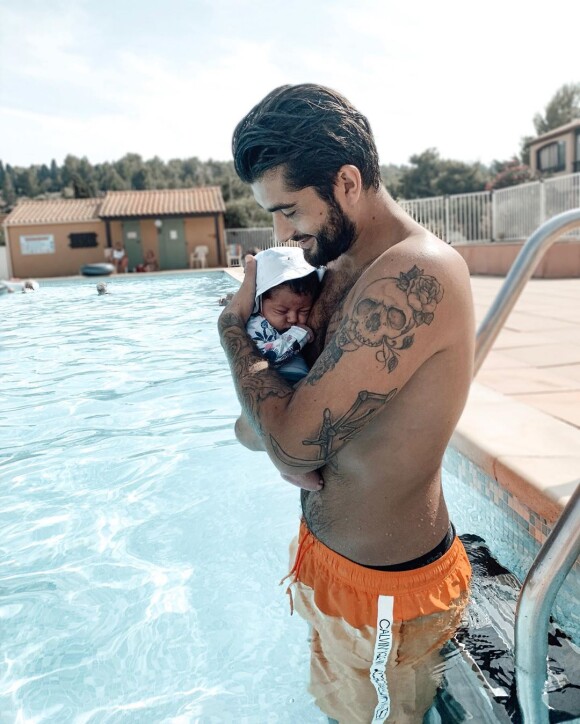 Benoît de "Koh-Lanta" avec son fils Juliann dans les bras, Instagram, 27 août 2019