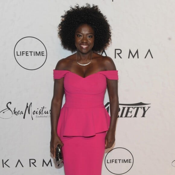 Viola Davis - Les célébrités posent lors du photocall de la soirée Power of Women à New York le 13 avril 2018.