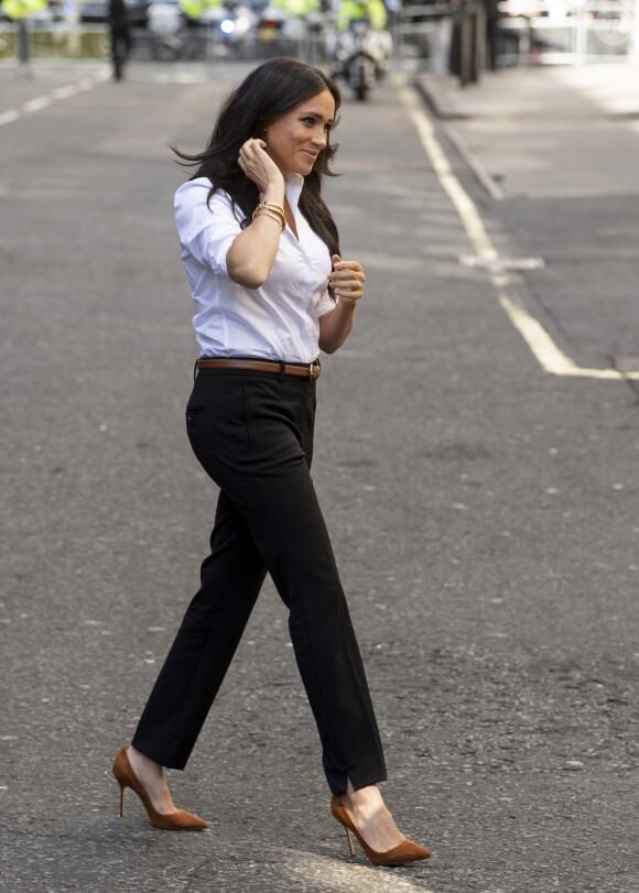 Meghan Markle, duchesse de Sussex est au magasin John Lewis sur Oxford Street pour le lancement de sa collection capsule Smart Works à Londres le 12 septembre 2019.