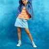 Millie Bobby Brown pose pour la campagne de la collection Converse dont elle a créée de nombreux designs. La star de la série à succès "Stranger things" est la plus jeuneà avoir collaboré avec la marque. Boston. Le 8 juillet 2019