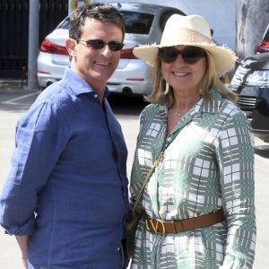 Exclusif - Manuel Valls et Susana Gallardo sont allés dîner au restaurant où ils se sont rencontrés il y a 1 an à Marbella. Le couple a célébré l'anniversaire de leur rencontre.