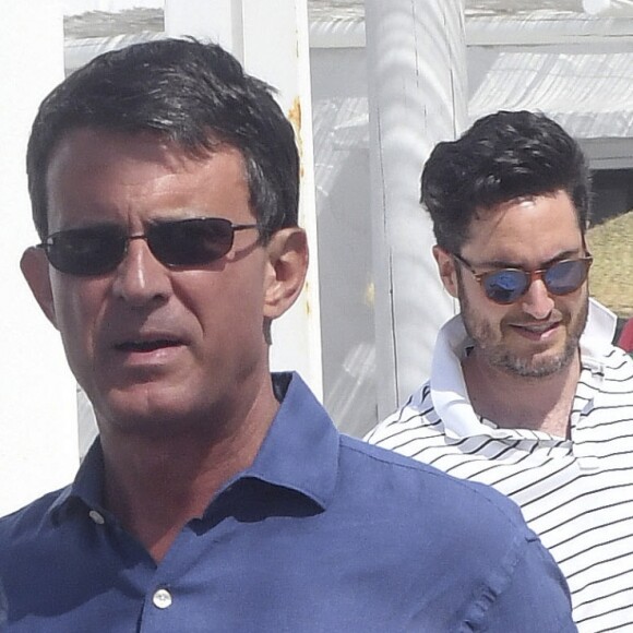 Exclusif - Manuel Valls et Susana Gallardo sont allés dîner au restaurant où ils se sont rencontrés il y a 1 an à Marbella. Le couple a célébré l'anniversaire de leur rencontre.