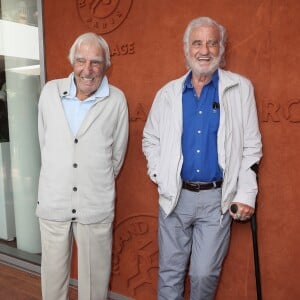 (Info - Charles Gérard est mort le 19 septembre 2019 à 96 ans) - Charles Gérard, Jean-Paul Belmondo au village lors des internationaux de tennis de Roland Garros à Paris le 8 juin 2018. © Cyril Moreau / Bestimage