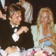 Johnny Hallyday , David Hallyday et Sylvie Vartan à Cannes en 1986.