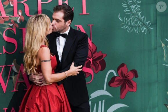 Michelle Hunziker et Tomaso Trussardi assistent à la cérémonie des Green Carpet Fashion Awards au théâtre La Scala lors de la fashion week de Milan. Le 22 septembre 2019.