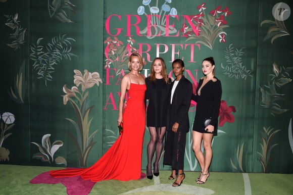 Amber Valletta, Stella McCartney, Letitia Wright et Shailene Woodley assistent à la cérémonie des Green Carpet Fashion Awards au théâtre La Scala lors de la fashion week de Milan. Le 22 septembre 2019.