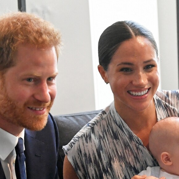 Meghan Markle, le prince Harry et leur fils Archie rencontrent Desmond Tutu et sa fille à Cape Town, en Afrique du Sud, le 25 septembre 2019.