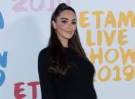 Nabilla enceinte de 8 mois : talons hauts et robe moulante à la Fashion Week