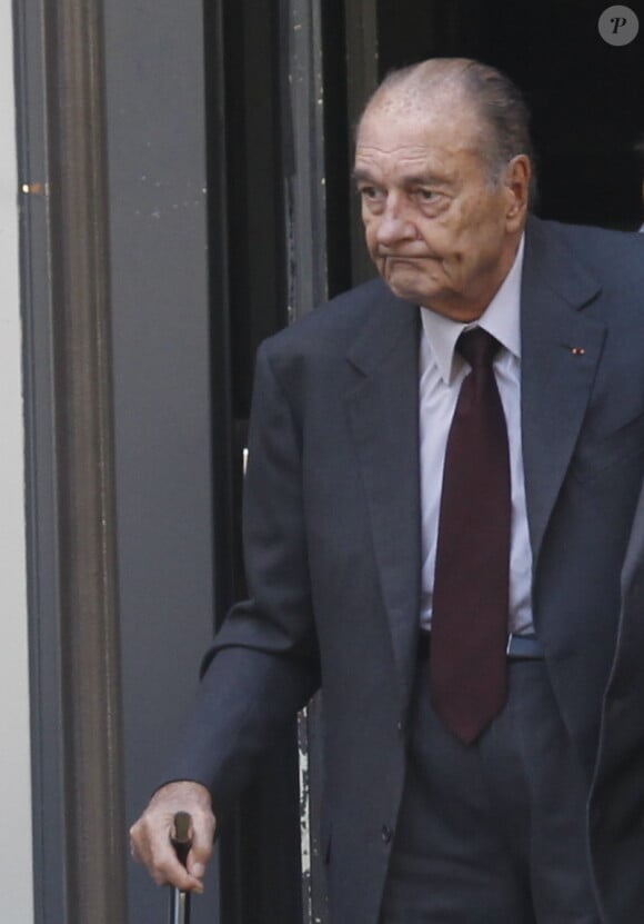 Jacques Chirac est allé déjeuner au restaurant "Le père Claude" avec sa femme Bernadette et sa fille Claude à Paris le 4 octobre 2014.