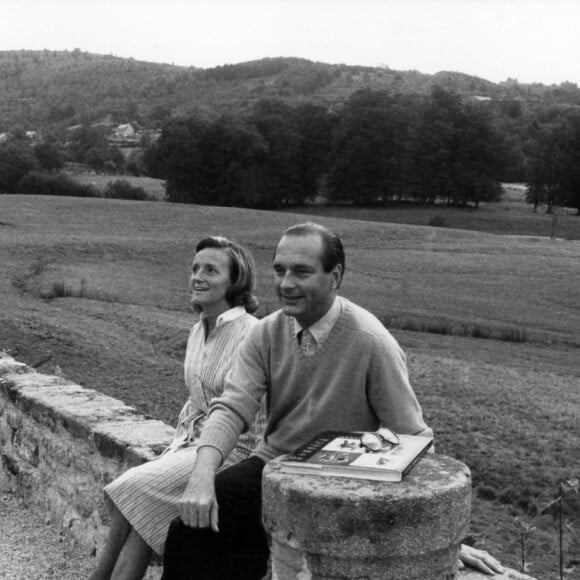 Jacques Chirac le 30 août 1976, apres sa démission de Premier ministre du gouvernement de Giscard d'Estaing, démission annoncée le 25 aout 1976. Jacques Chirac se repose en famille au chateau de Bity a Sarran en Correze, avec son épouse Bernadette et ses deux filles Claude et Laurence. - Photo by Buthaud/ANDBZ/ABACAPRESS.COM