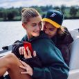 Hailey et Justin Bieber prennent la pose depuis un bateau- Instagram.