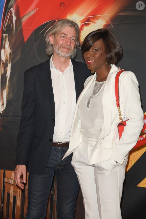 Gilles Verdez et sa compagne Fatou - Avant-première du film "Taxi 5" au cinéma le Grand Rex à Paris, France, le 8 avril 2018. © Coadic Guirec/Bestimage