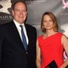 Exclusif - Le prince Albert II de Monaco et Jodie Foster - Projection du film "Be natural, l'histoire inédite d'Alice Guy-Blaché, la première femme cinéaste de l'histoire, réalisé par Pamela B. Green et A. Fontaine et narré et co-produit par l'actrice J. Foster au cinéma des Beaux Arts à Monaco le 3 octobre 2019. J. Foster et P. B. Green ont également reçu une récompense des mains du prince A. II pour saluer leur engagement, en particulier dans la lutte contre le cancer du sein. Comme chaque année depuis maintenant neuf ans, l'association monégasque Pink Ribbon lance le mois international de sensibilisation du cancer du sein en Principauté. © Bruno Bebert / PRM / Bestimage