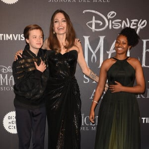 Angelina Jolie et ses deux enfants Shiloh Jolie Pitt et Zahara Jolie Pitt assistent à l'avant-première de "Maléfique : Le pouvoir du Mal" à Rome, le 7 octobre 2019.